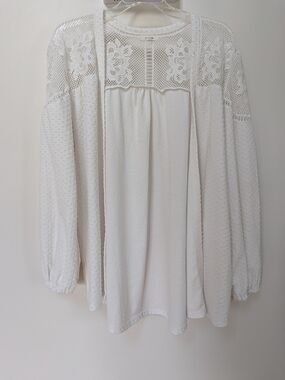 Maurices Ivory Lace Yoke Peasant Tunic